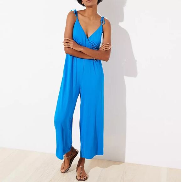 NWT Loft Beach Jumpsuit Womens S Blue Tie Shoulder V-Neck Wide Leg Coastal - Picture 1 of 7